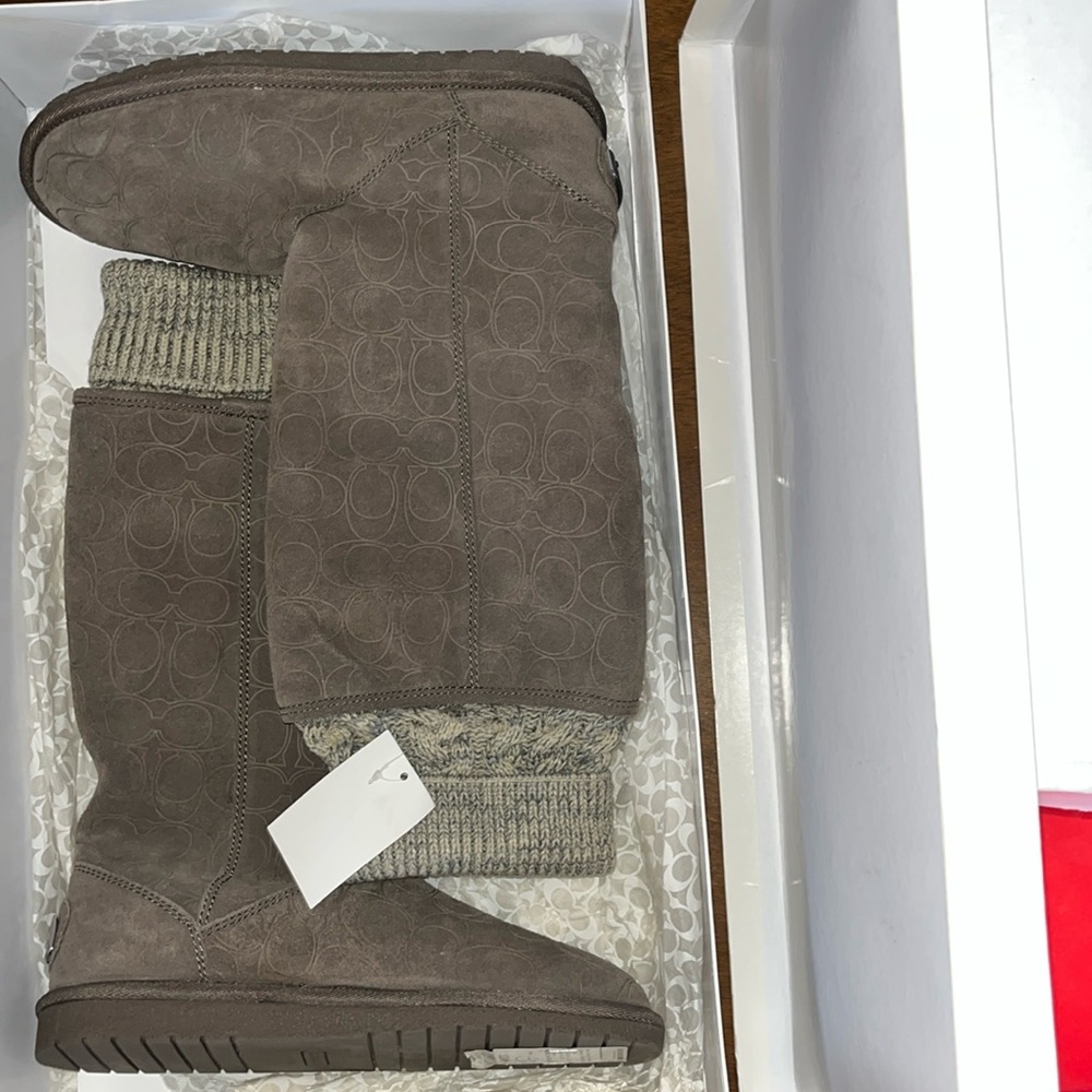 Coach boots